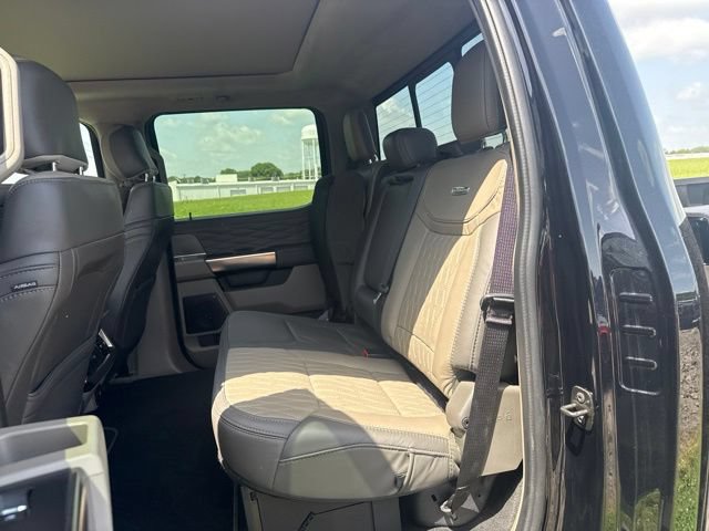 Used 2025 Ford F450 Platinum w/ Platinum Plus Package AWD/4WD image 28
