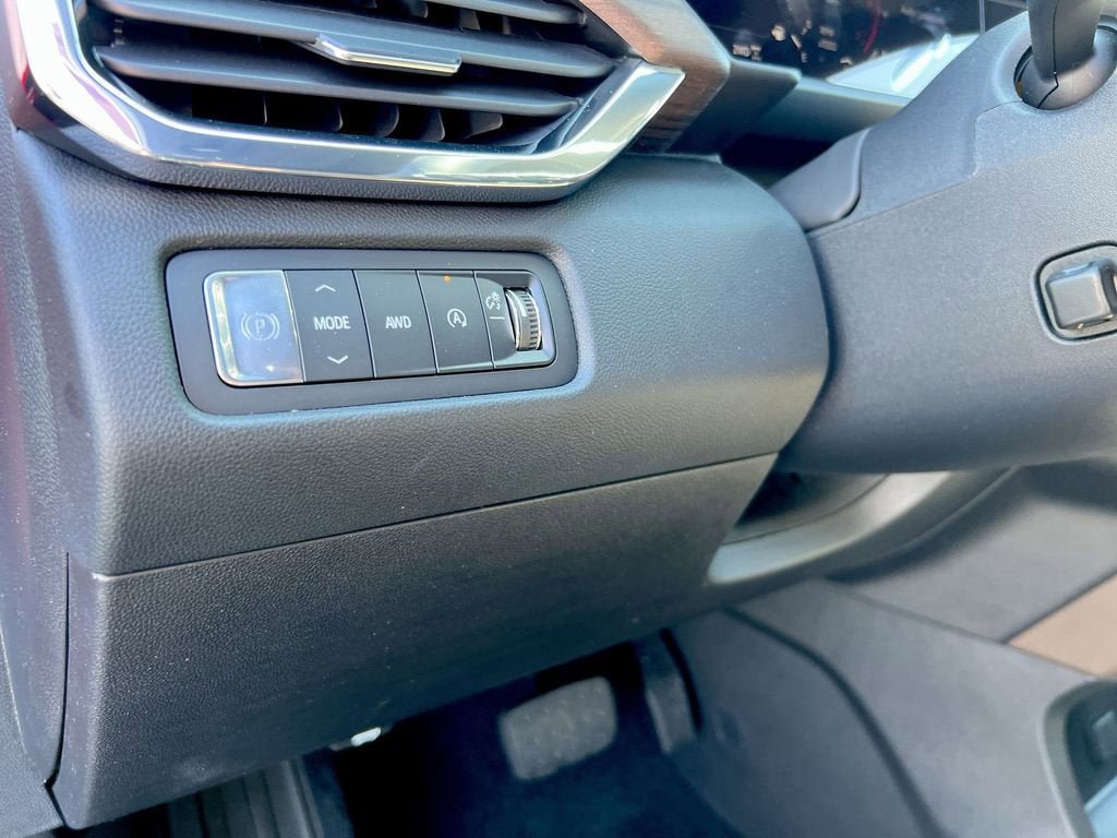 New 2026 GMC Acadia Denali Ultimate AWD/4WD image 16
