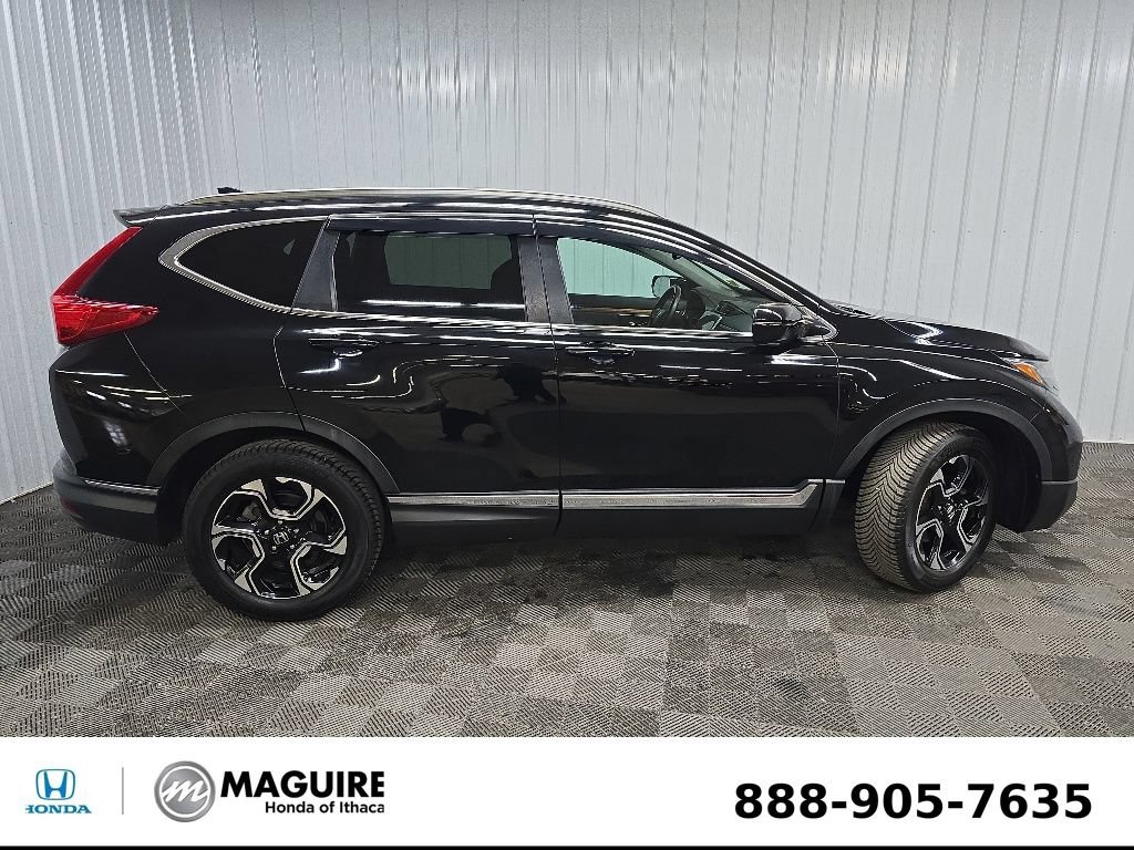 Used 2018 Honda CR-V Touring image 2