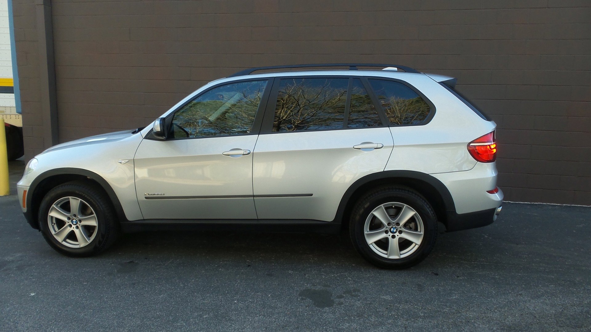 Used 2012 BMW X5 xDrive35d image 45