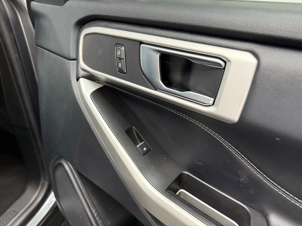 Certified 2022 Ford Explorer XLT w/ Equipment Group 202A image 51