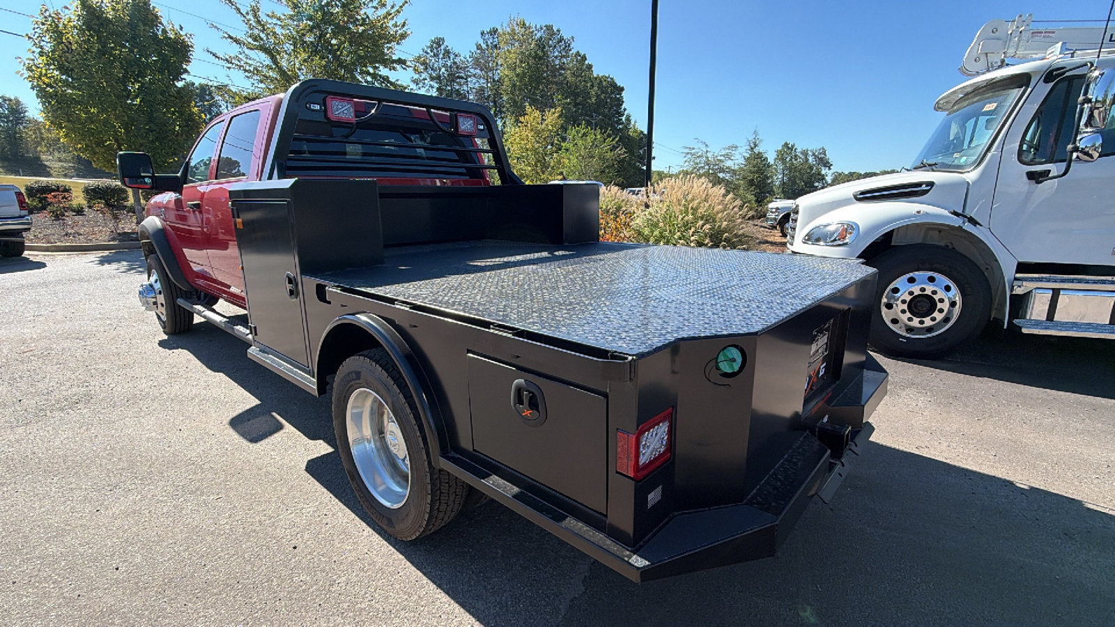 New 2026 RAM 5500 Tradesman w/ Chrome Appearance Group AWD/4WD image 10