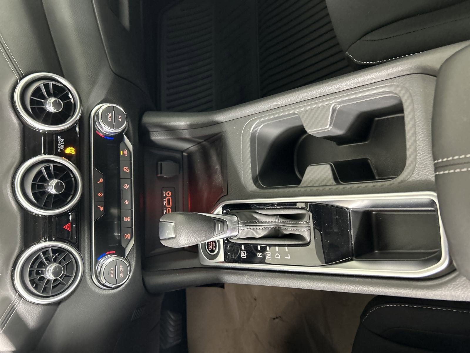 New 2025 Nissan Sentra SV w/ All-Weather Package FWD image 31