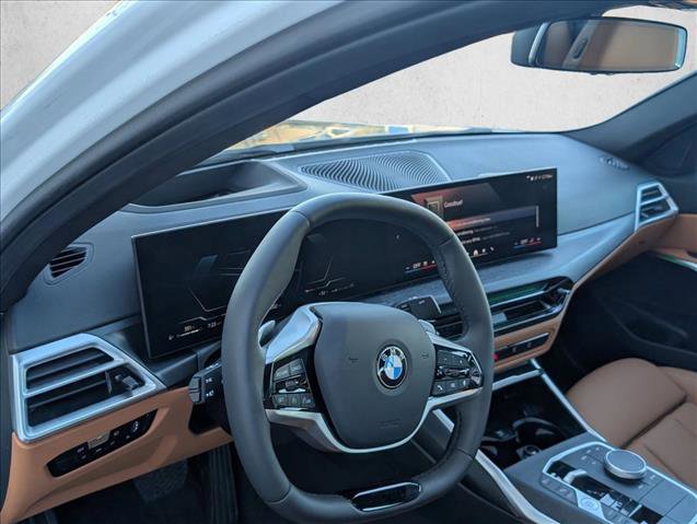 Used 2025 BMW 330i Sedan w/ Premium Package image 11