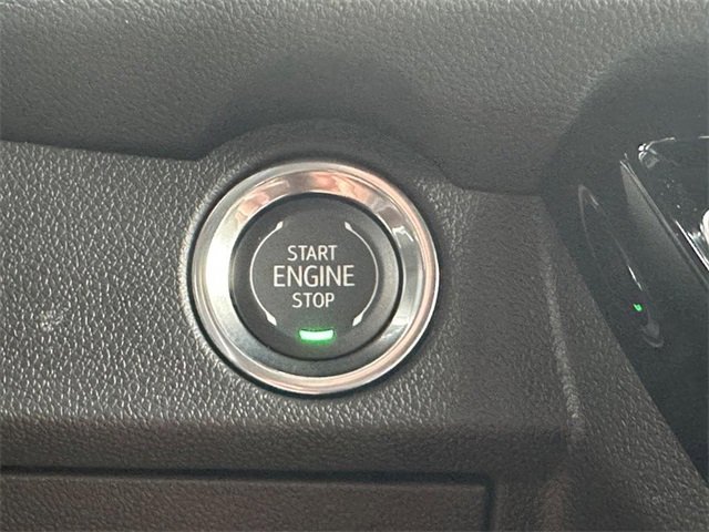 New 2026 Chevrolet Traverse LT w/ Midnight/Sport Edition image 11