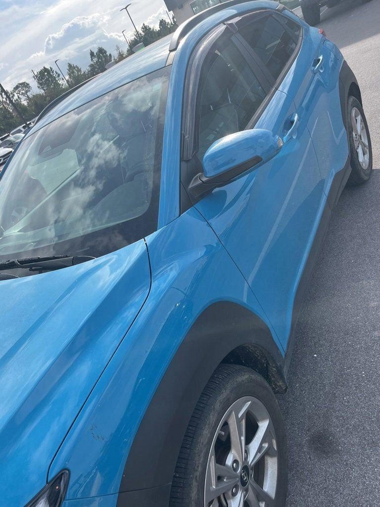 Used 2023 Hyundai Kona SEL w/ Winter Weather Package image 2