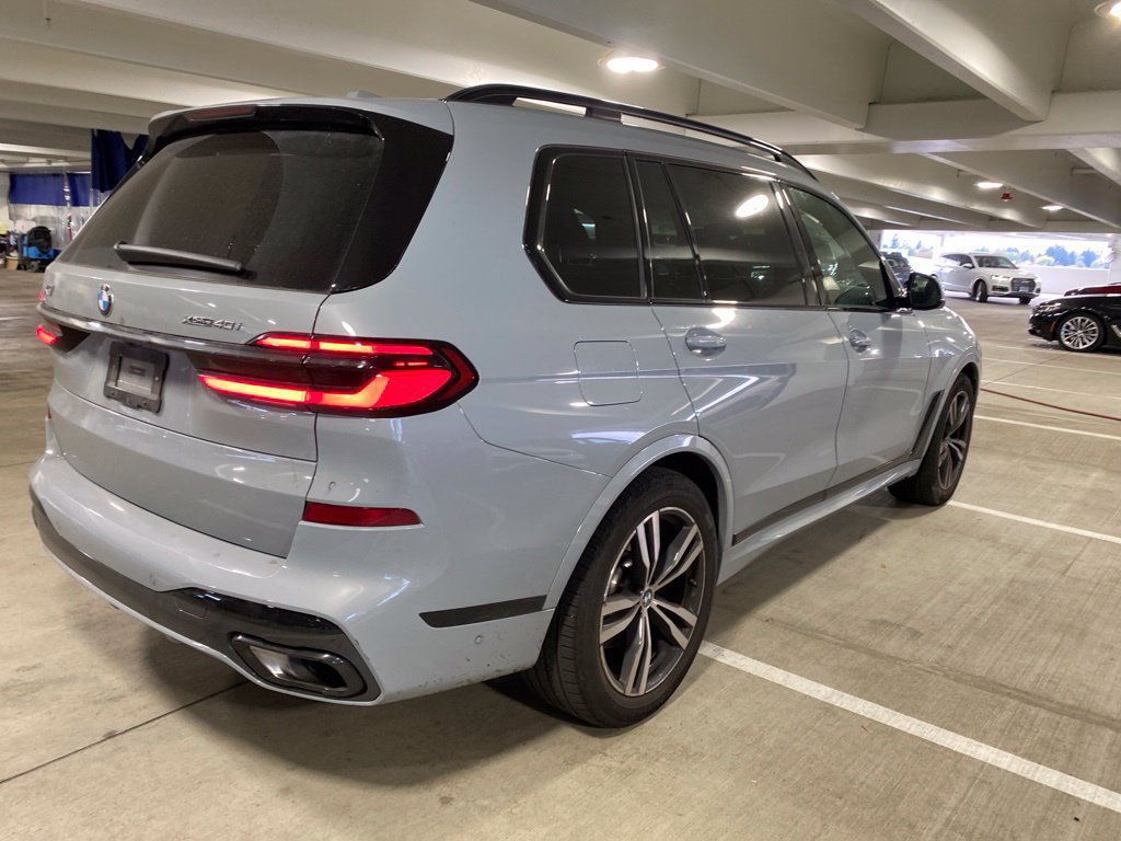 Used 2025 BMW X7 xDrive40i w/ M Sport Package AWD/4WD image 5