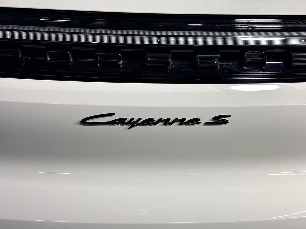 Used 2024 Porsche Cayenne S w/ Premium Package Plus (PP1) image 25