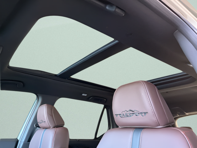 New 2026 Honda Pilot TrailSport image 5