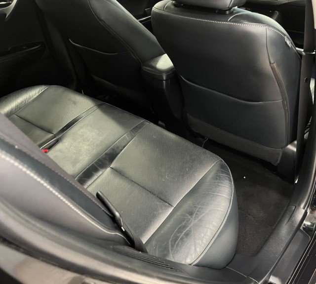 Used 2011 Lexus CT 200h Premium w/ Leather Pkg image 32