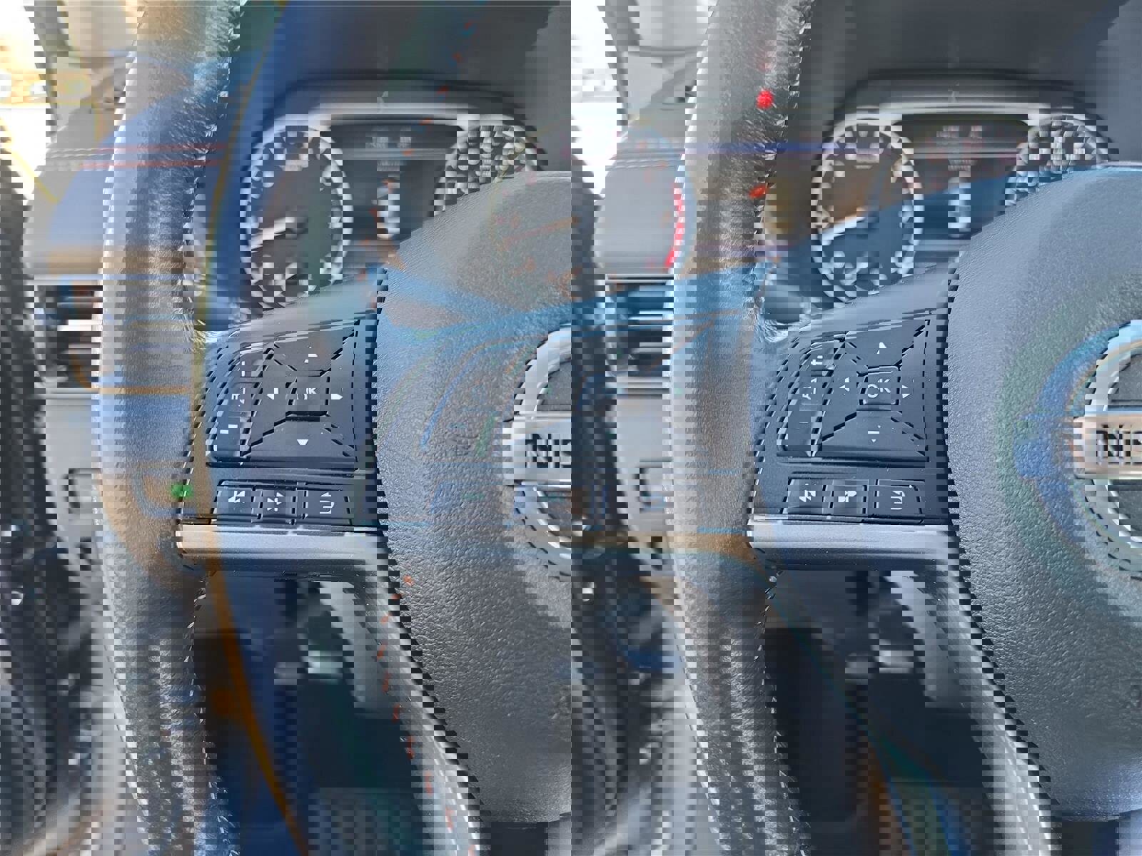 Used 2022 Nissan Sentra SR image 32