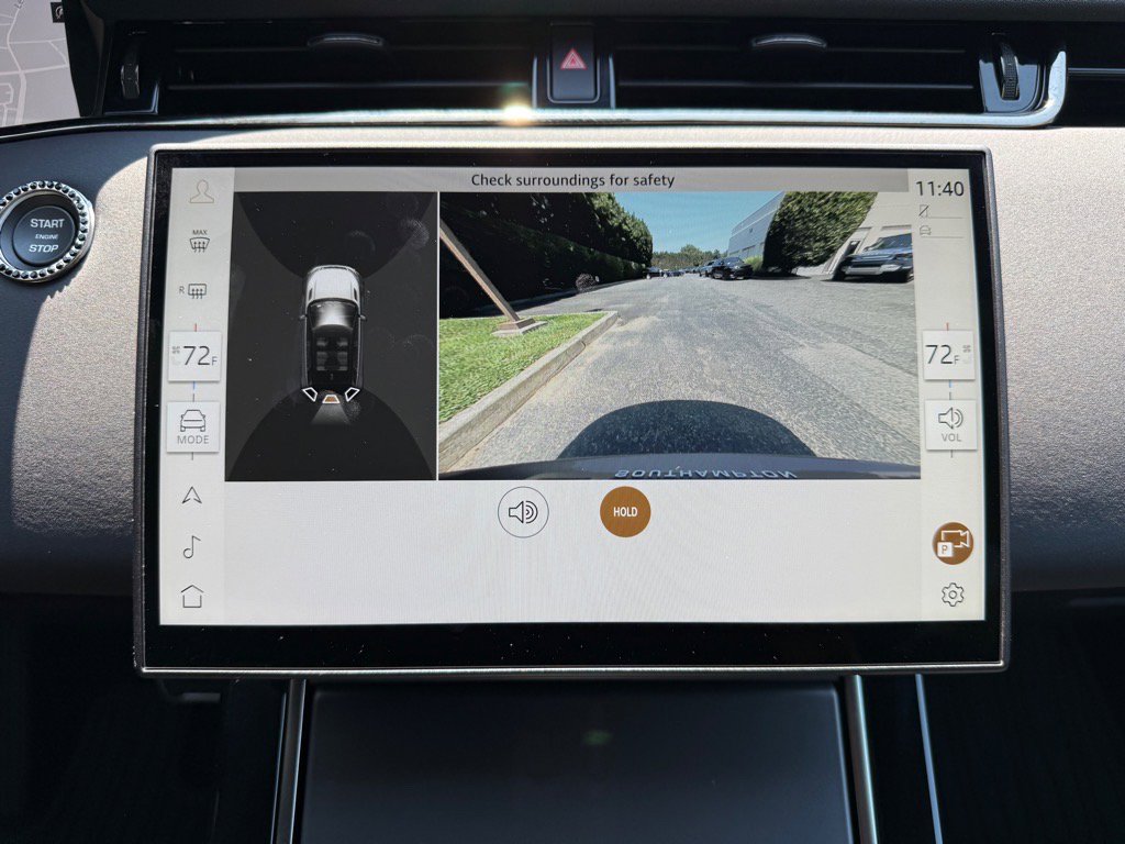 Used 2025 Land Rover Range Rover Evoque Dynamic SE image 26