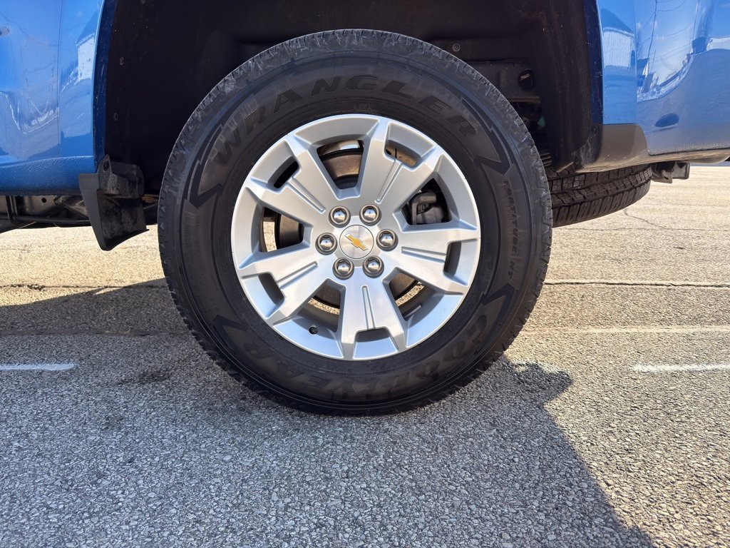 Used 2021 Chevrolet Colorado LT w/ Safety Package image 18