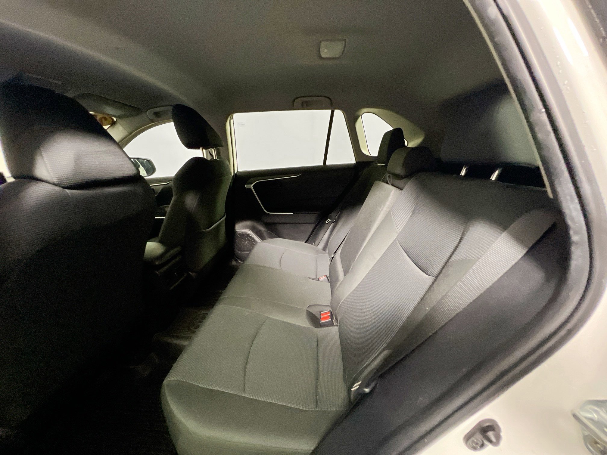 Used 2024 Toyota RAV4 LE FWD image 28