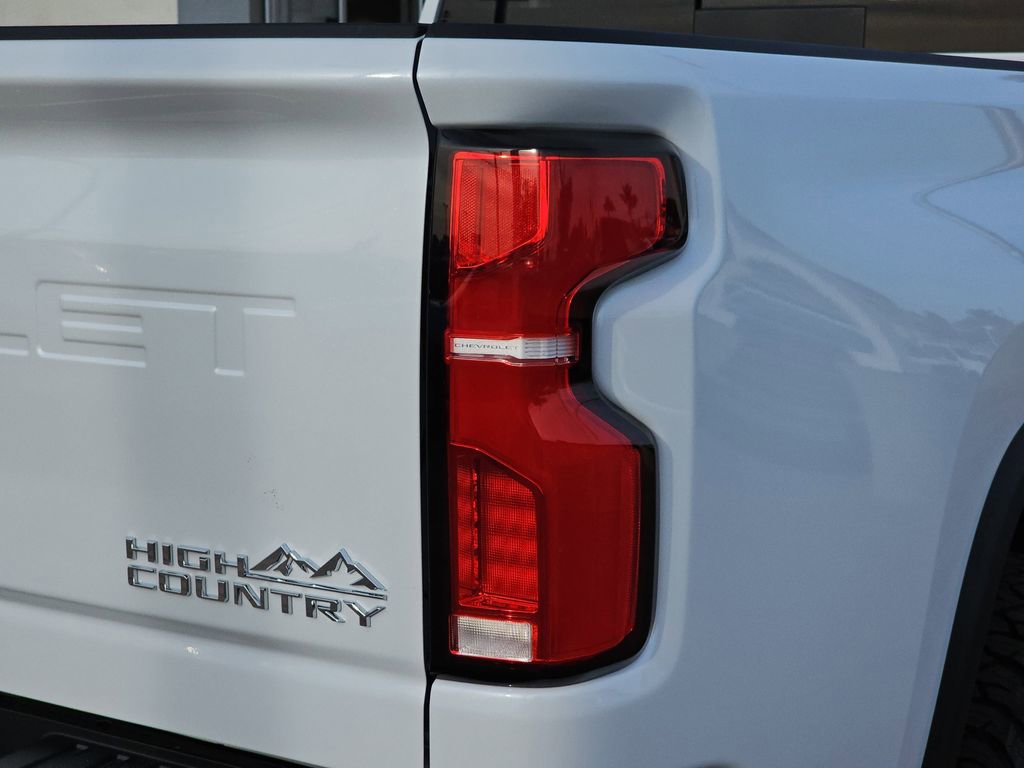 New 2026 Chevrolet Silverado 2500 High Country w/ High Country Premium Package image 39