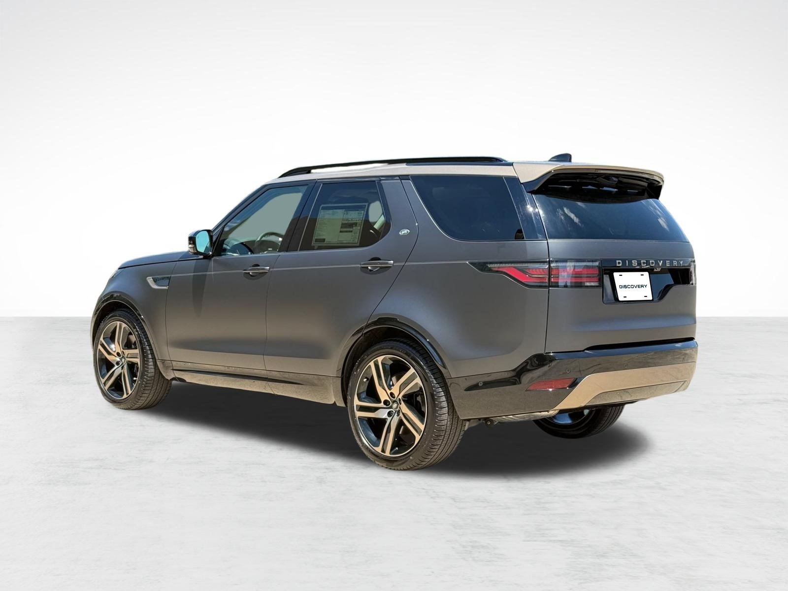 New 2026 Land Rover Discovery Limited Edition AWD/4WD image 3