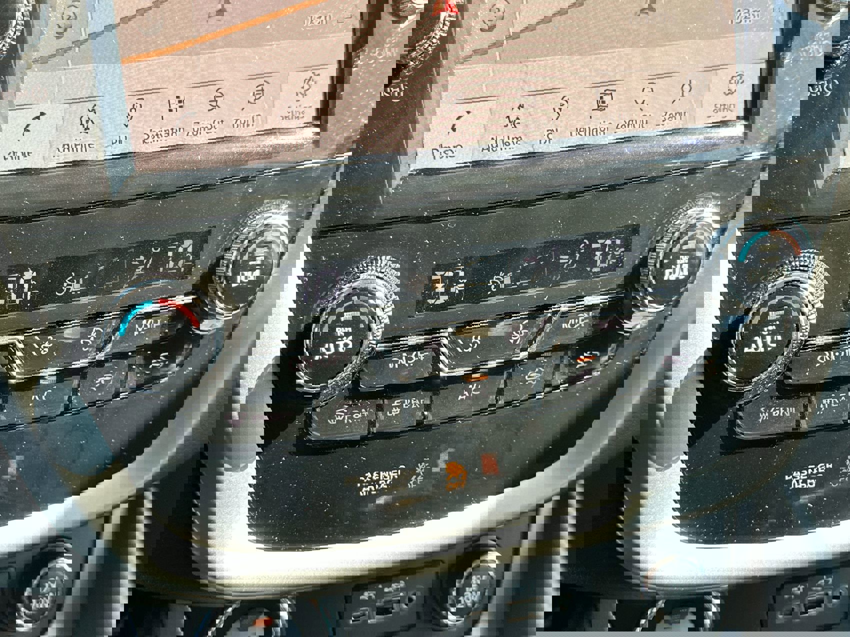 Used 2024 Nissan Murano SL image 19