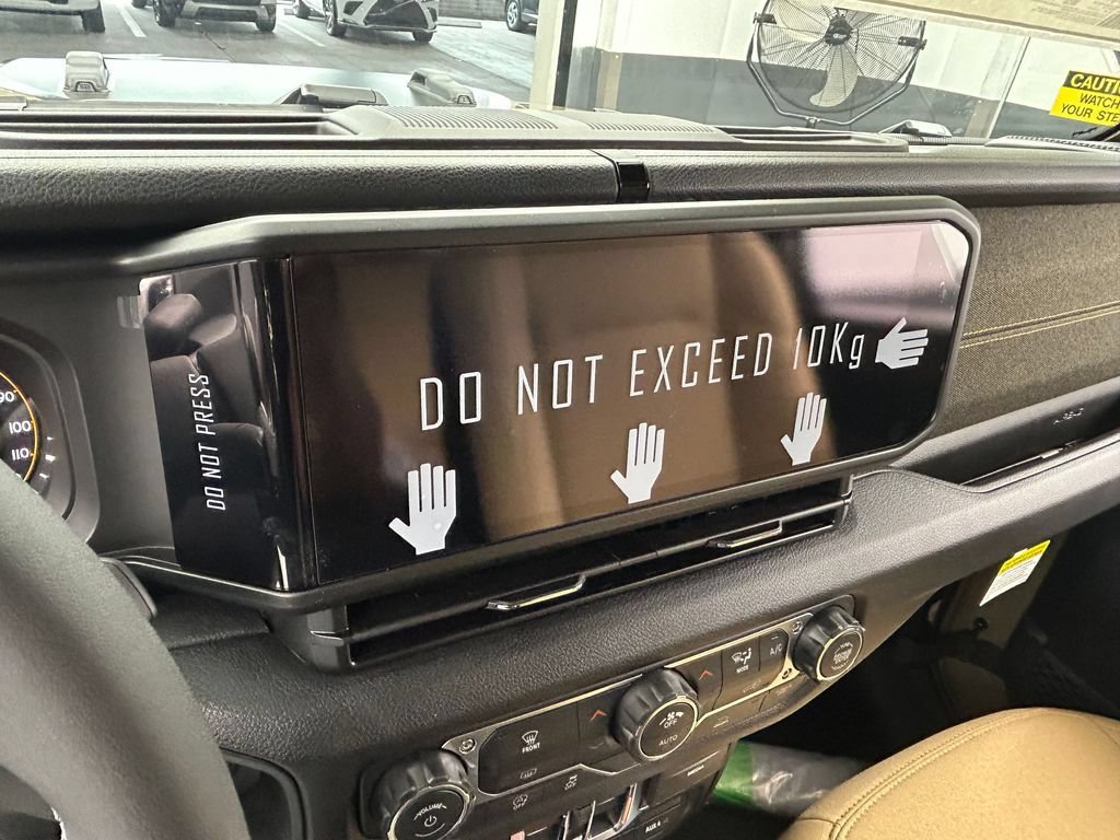 New 2026 Jeep Gladiator Willys AWD/4WD image 15
