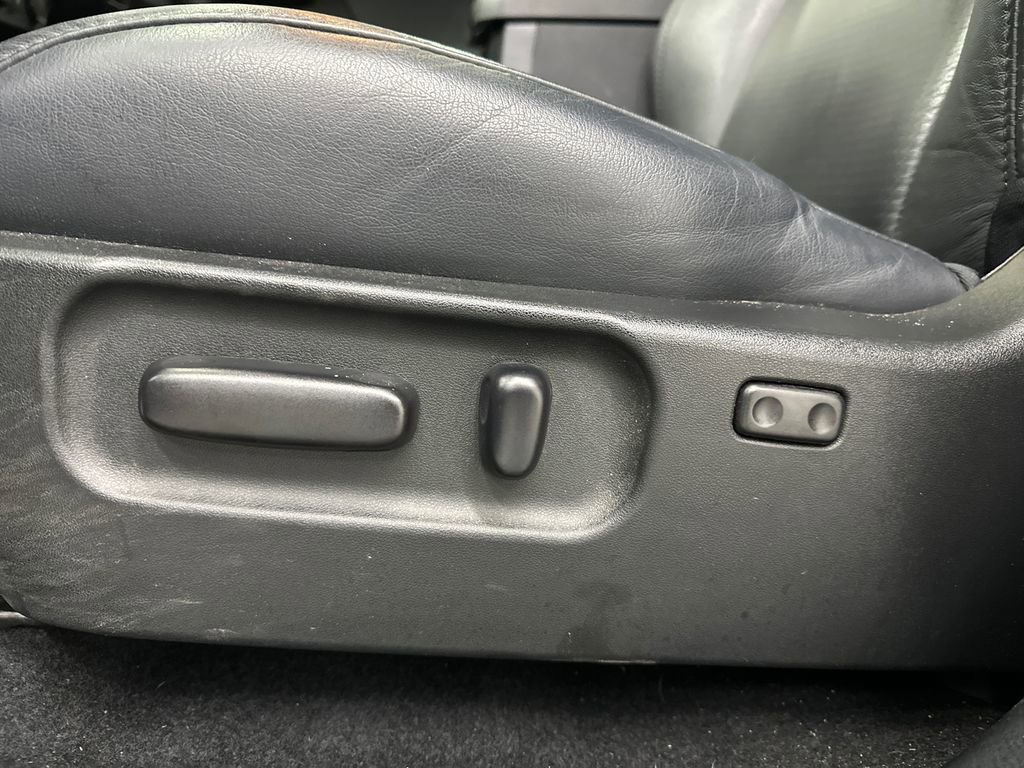 Used 2022 Toyota Tacoma TRD Off-Road w/ TRD Premium Off Road Package image 8