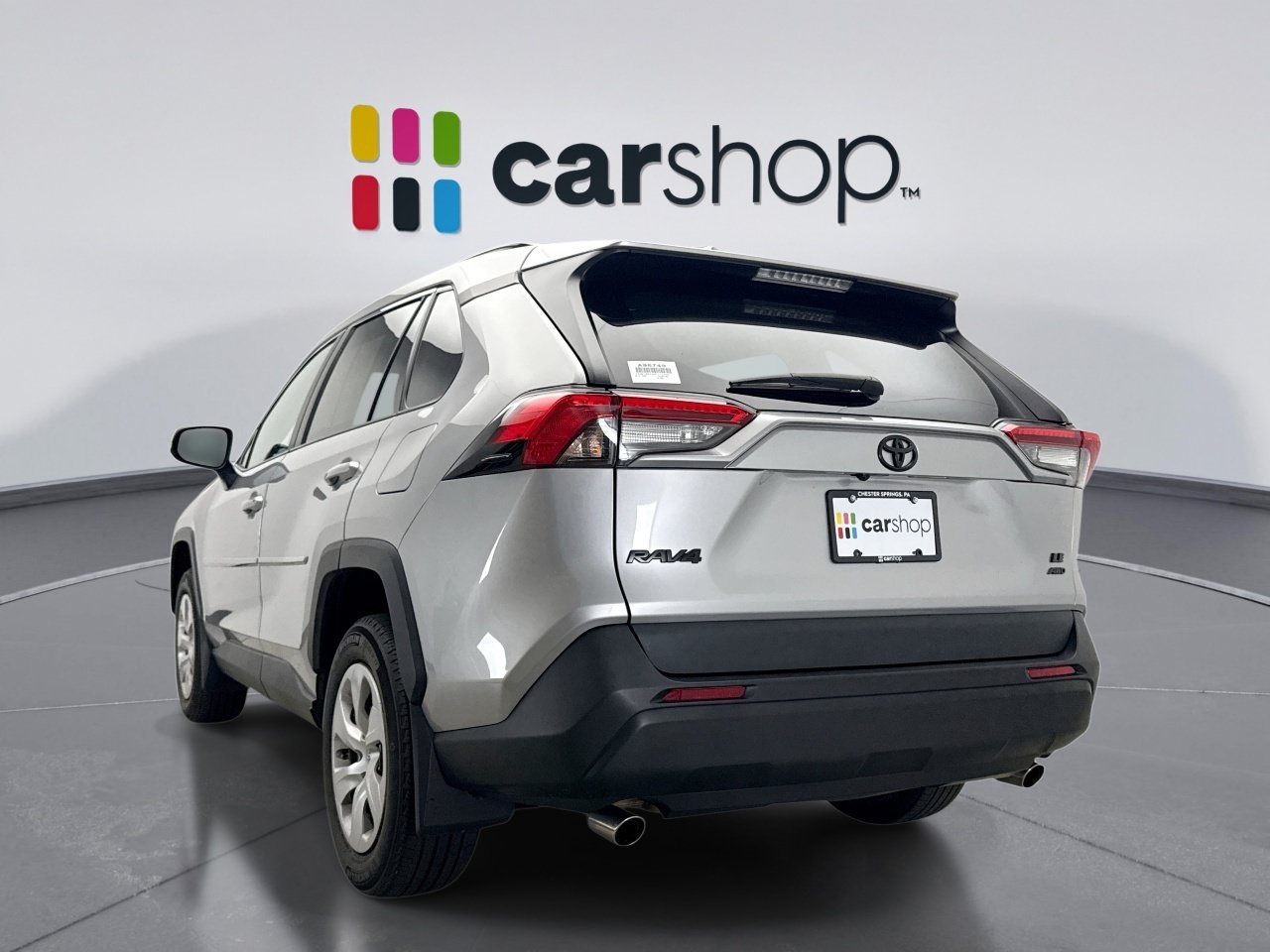 Used 2021 Toyota RAV4 LE AWD/4WD image 3