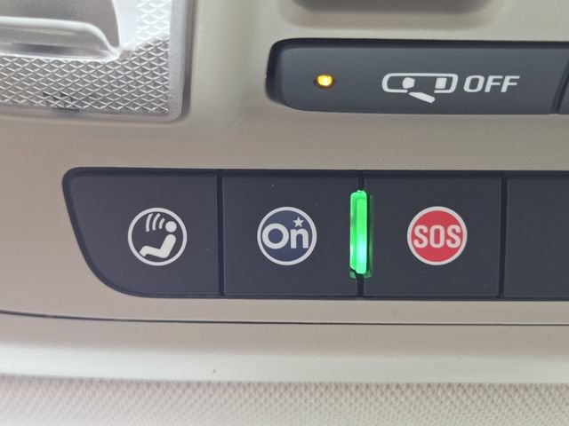 Used 2019 GMC Acadia Denali w/ Technology Package AWD/4WD image 36