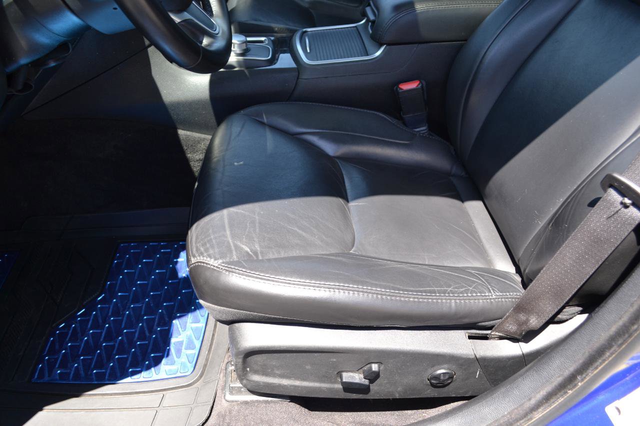 Used 2018 Chrysler 300 Touring L AWD/4WD image 29