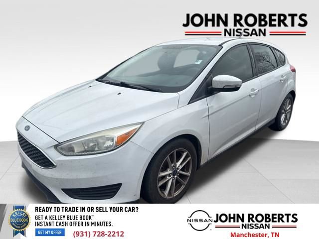 Used 2016 Ford Focus SE w/ SE Power Seat Package image 3