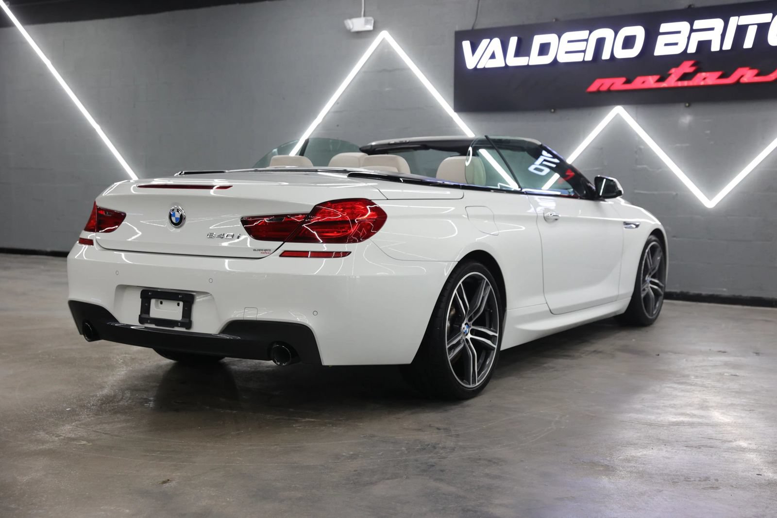 Used 2018 BMW 640i Convertible RWD image 27
