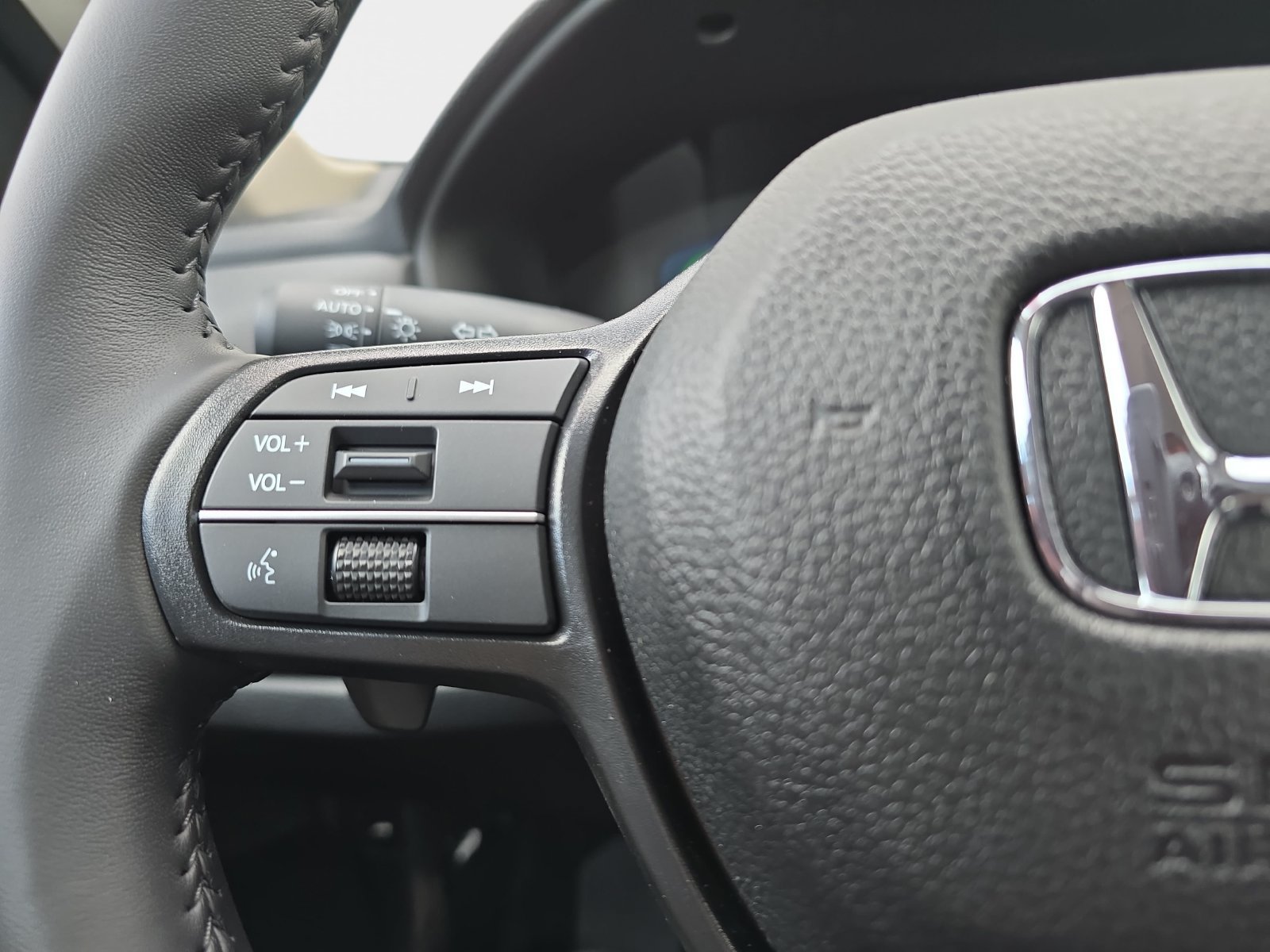 New 2026 Honda Accord EX-L image 17