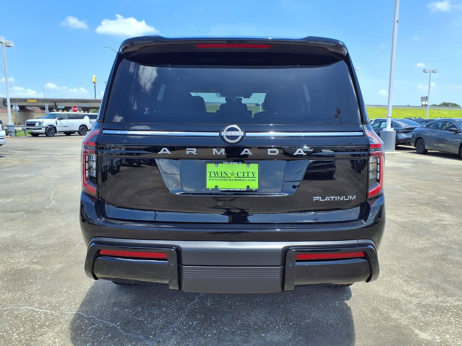 New 2026 Nissan Armada Platinum AWD/4WD image 4