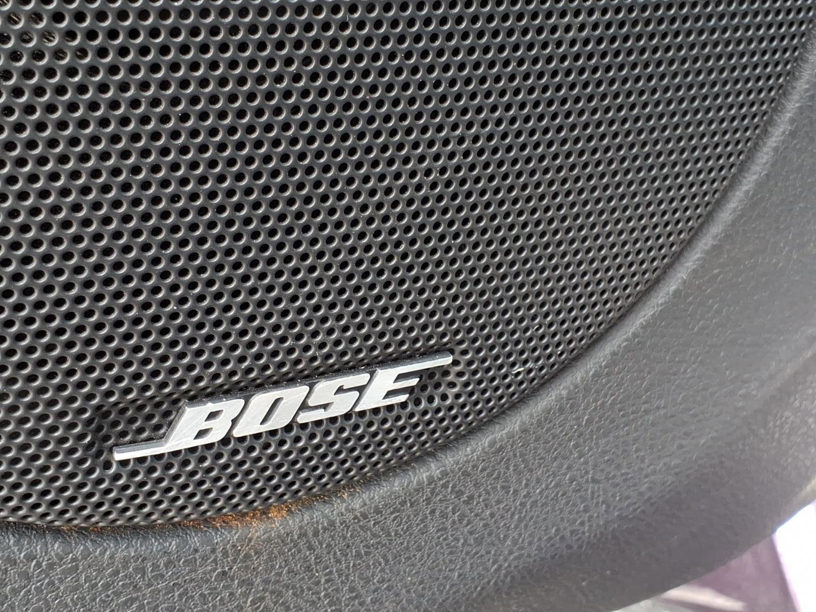 Used 2004 Chevrolet SSR w/ Preferred Equipment Group RWD image 18