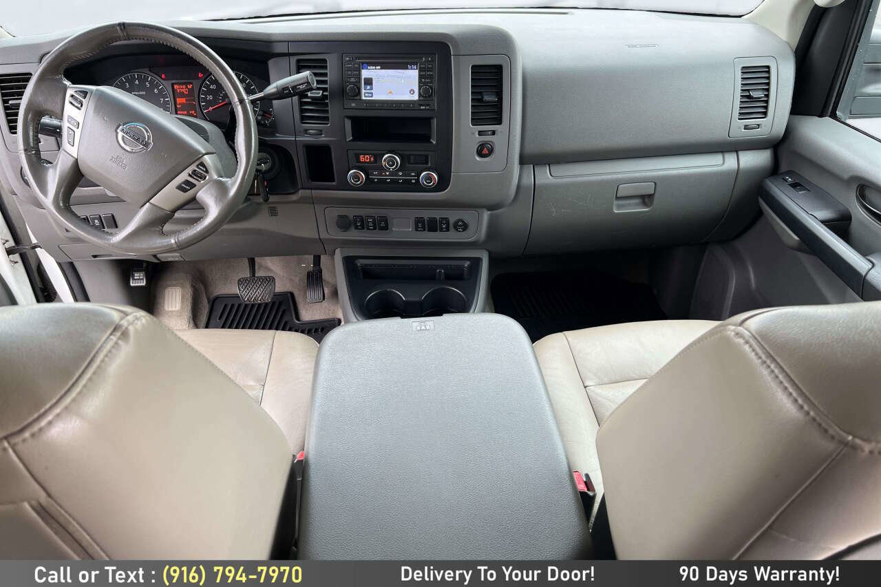 Used 2013 Nissan NV 3500 SL w/ Technology Pkg image 12