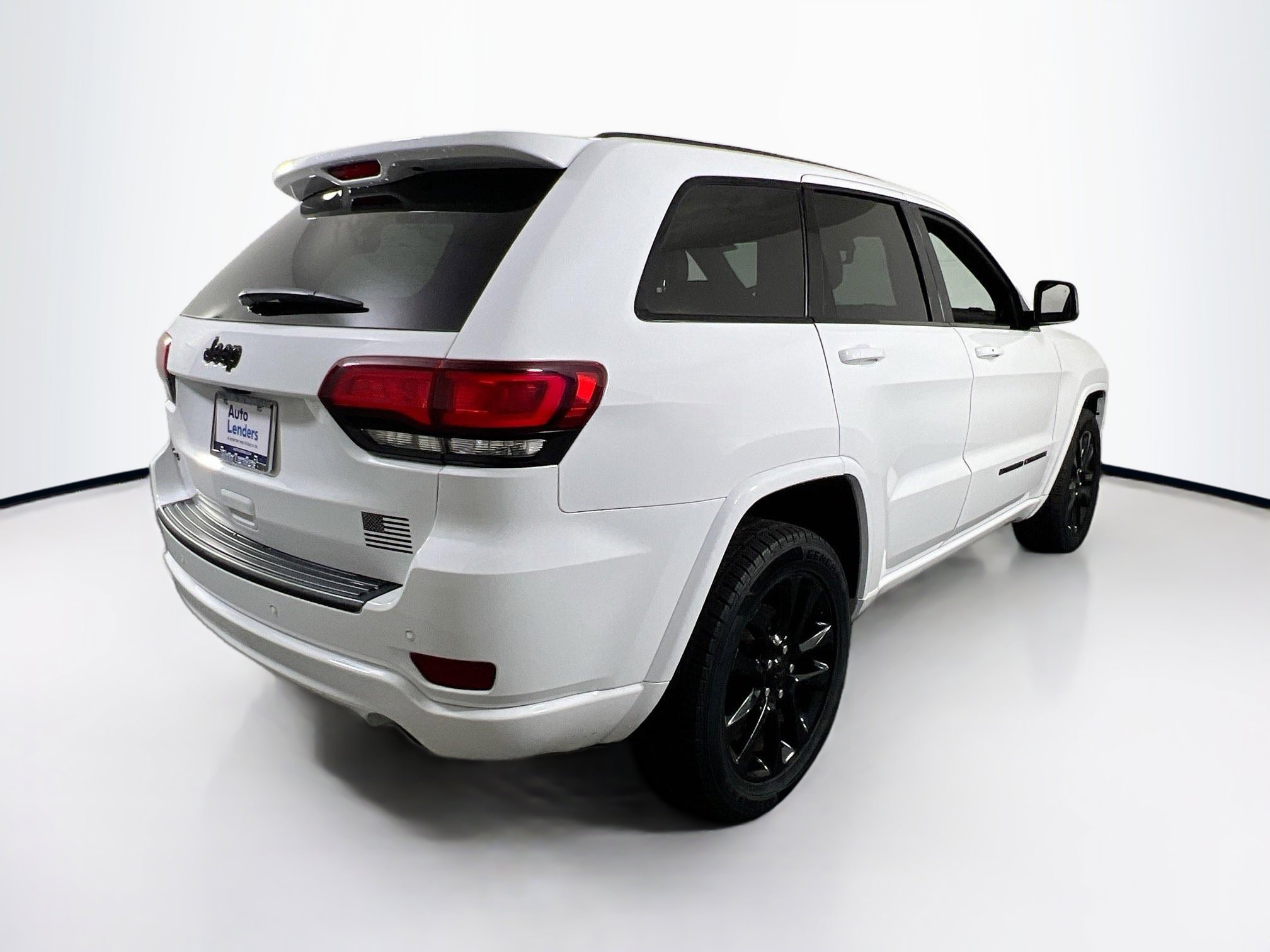 Used 2022 Jeep Grand Cherokee Laredo X image 5