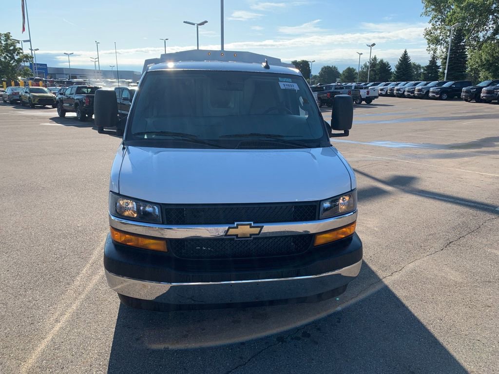 New 2025 Chevrolet Express 3500 Work Van w/ Power Convenience Package RWD image 10