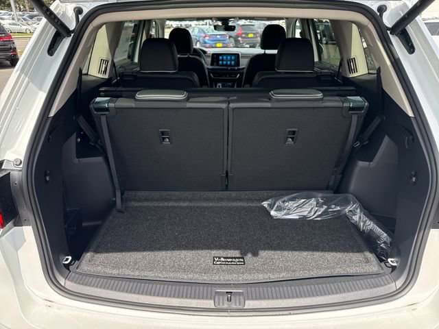 New 2026 Volkswagen Atlas SEL Premium R-Line AWD/4WD image 15