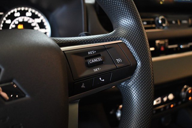New 2026 Mitsubishi Outlander ES AWD/4WD image 13