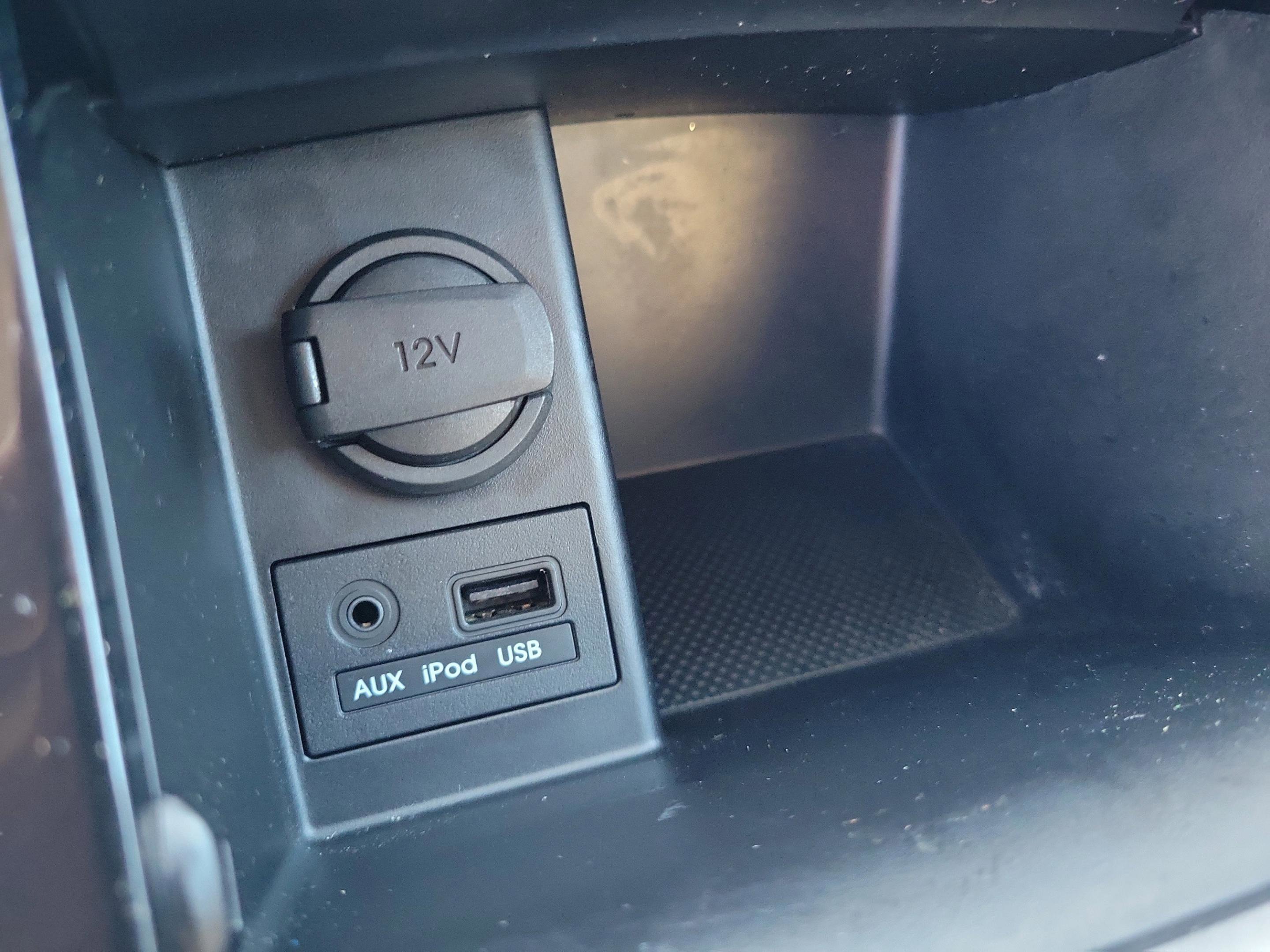 Used 2013 Hyundai Elantra GLS w/ Preferred Pkg image 29