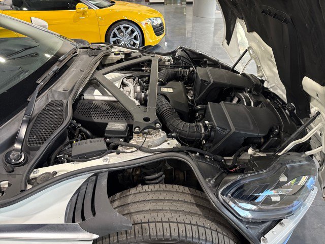 Used 2019 Aston Martin DB11 Volante image 17