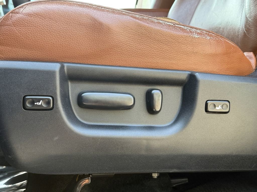 Used 2015 Toyota Sequoia Platinum image 12