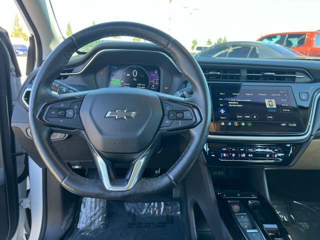 Used 2023 Chevrolet Bolt EUV Premier image 13