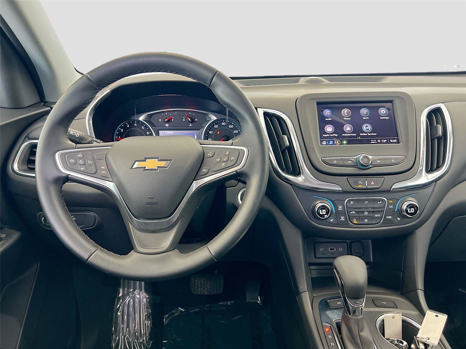 Used 2023 Chevrolet Equinox LT AWD/4WD image 2