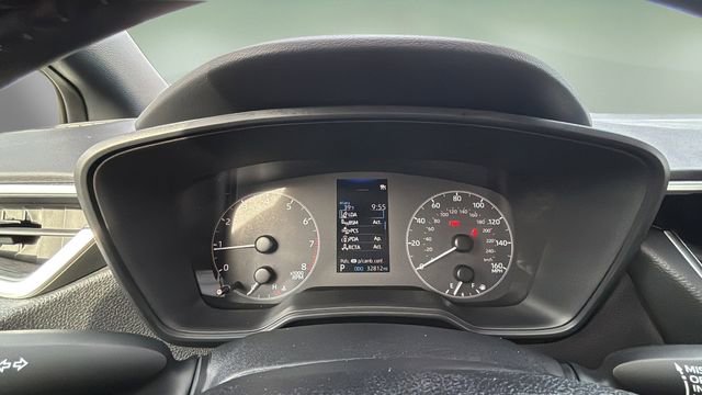Used 2023 Toyota Corolla SE image 15