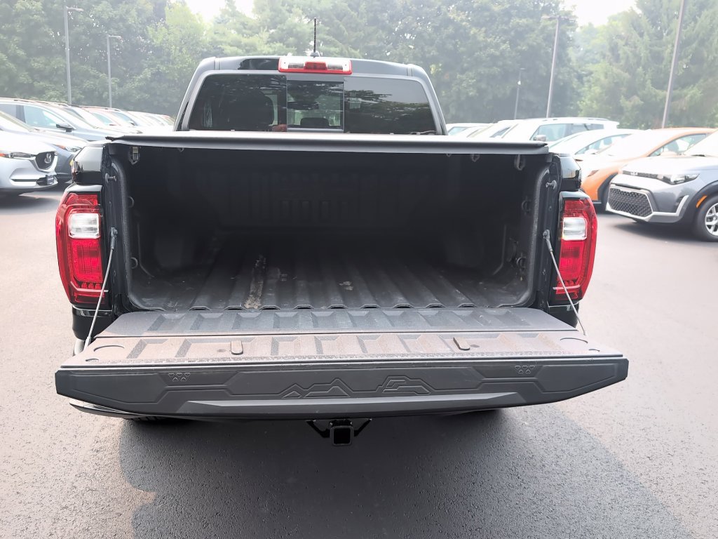 Used 2024 GMC Canyon AT4 w/ AT4 Premium Package AWD/4WD image 12