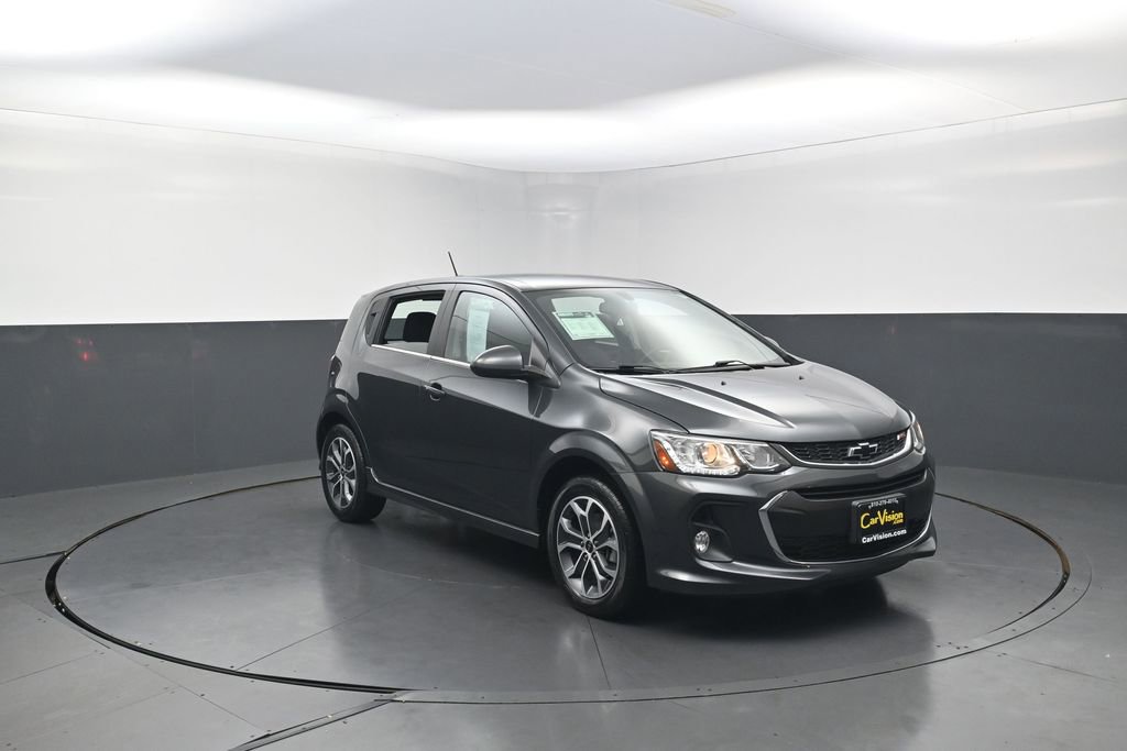 Used 2019 Chevrolet Sonic LT w/ Convenience Package FWD image 11