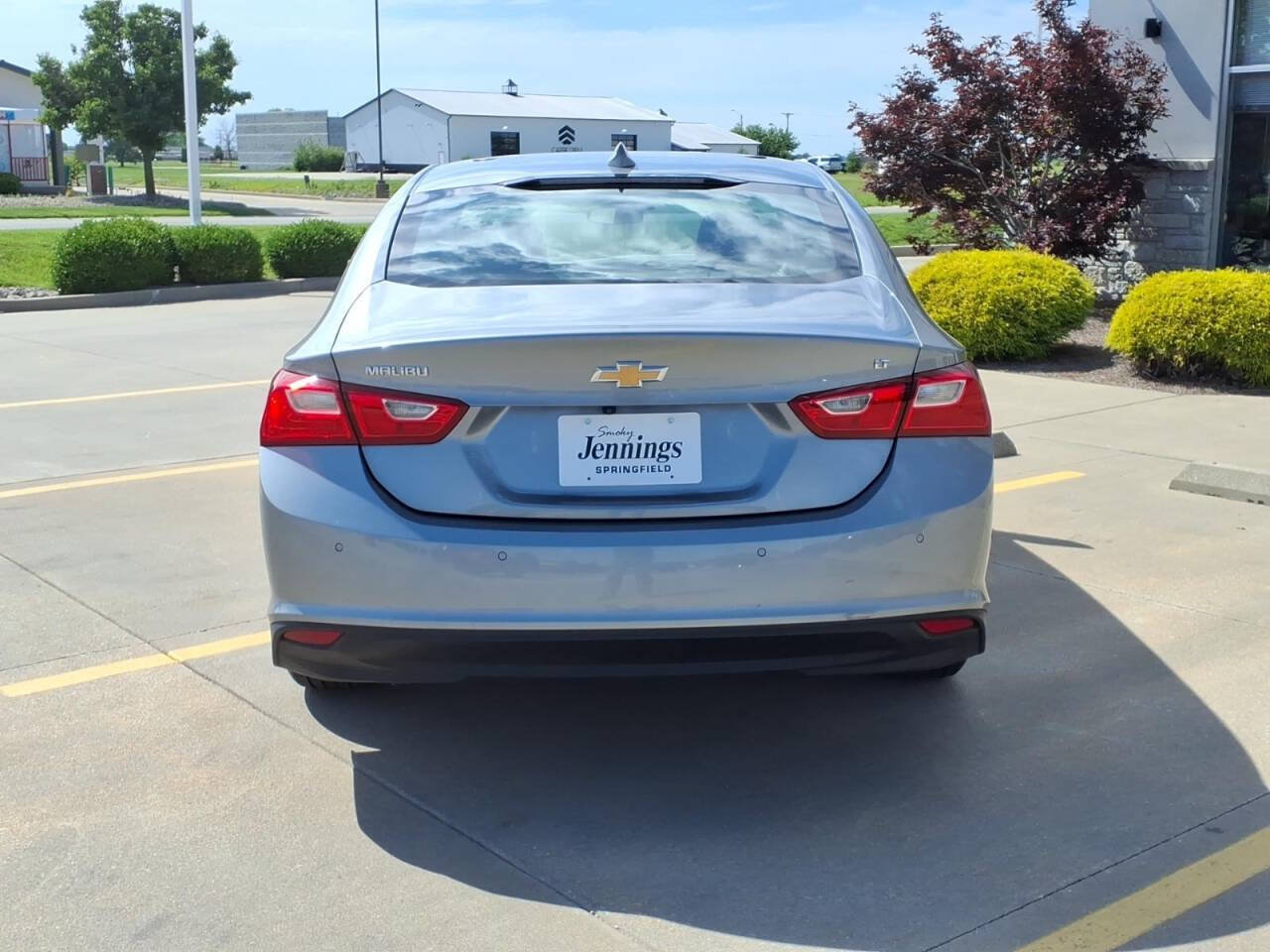 Used 2024 Chevrolet Malibu LT FWD image 4