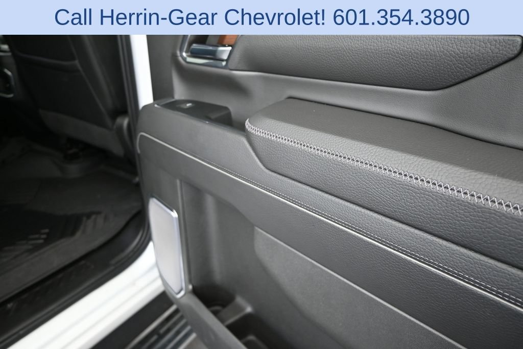 Used 2024 GMC Sierra 2500 Denali w/ Denali Reserve Package AWD/4WD image 23
