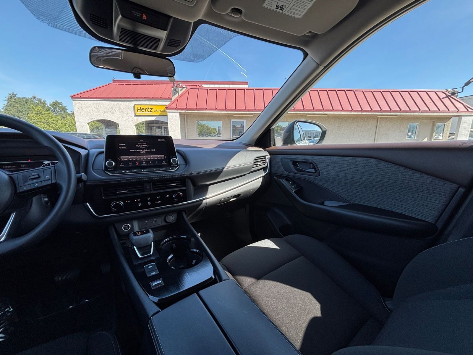 Used 2023 Nissan Rogue S FWD image 35
