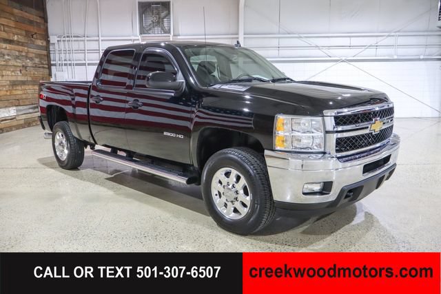 Used 2014 Chevrolet Silverado 2500 LTZ w/ LTZ Plus Package AWD/4WD image 2