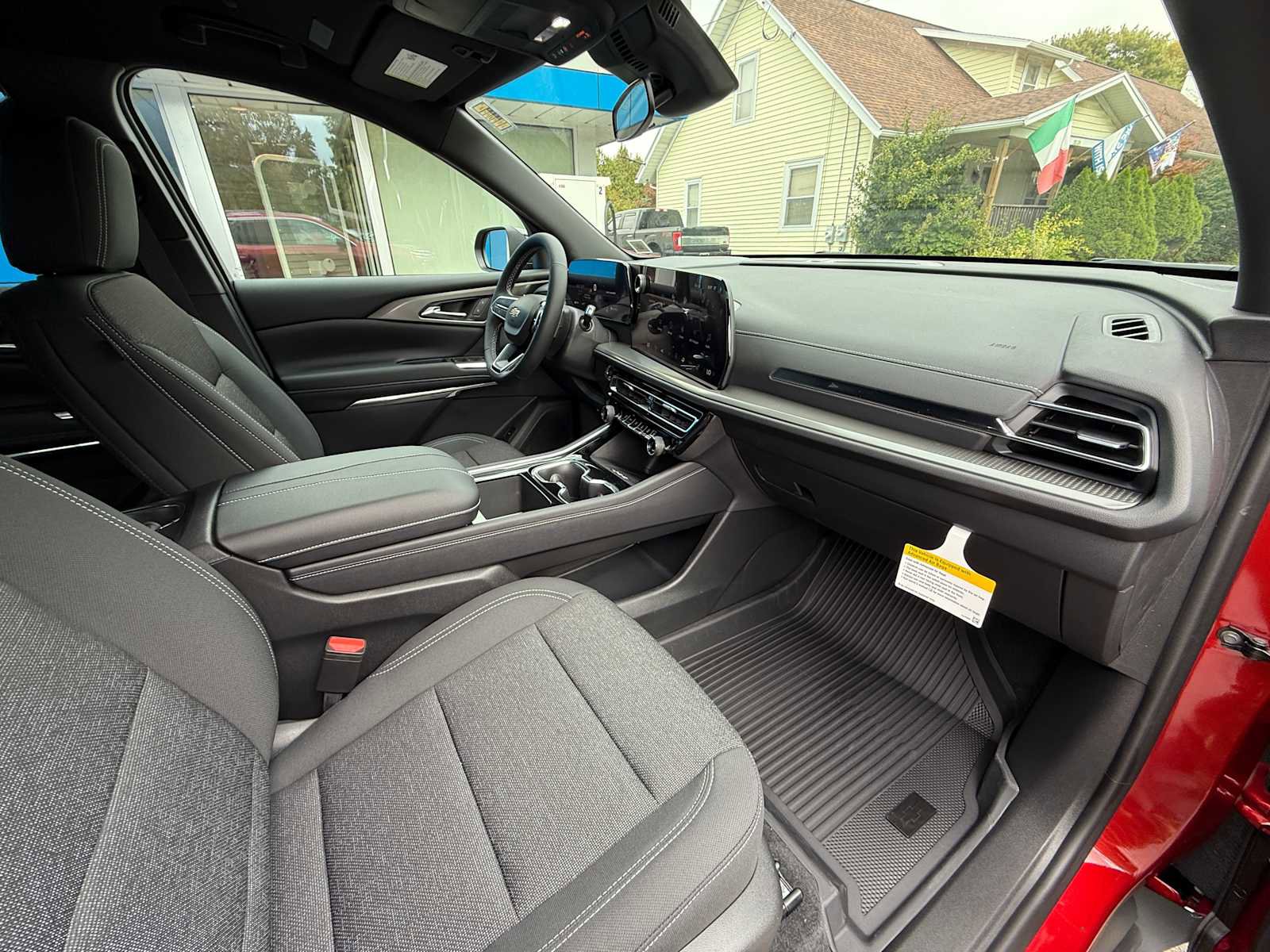 New 2026 Chevrolet Traverse LT w/ LPO, Floor Liner Package image 40