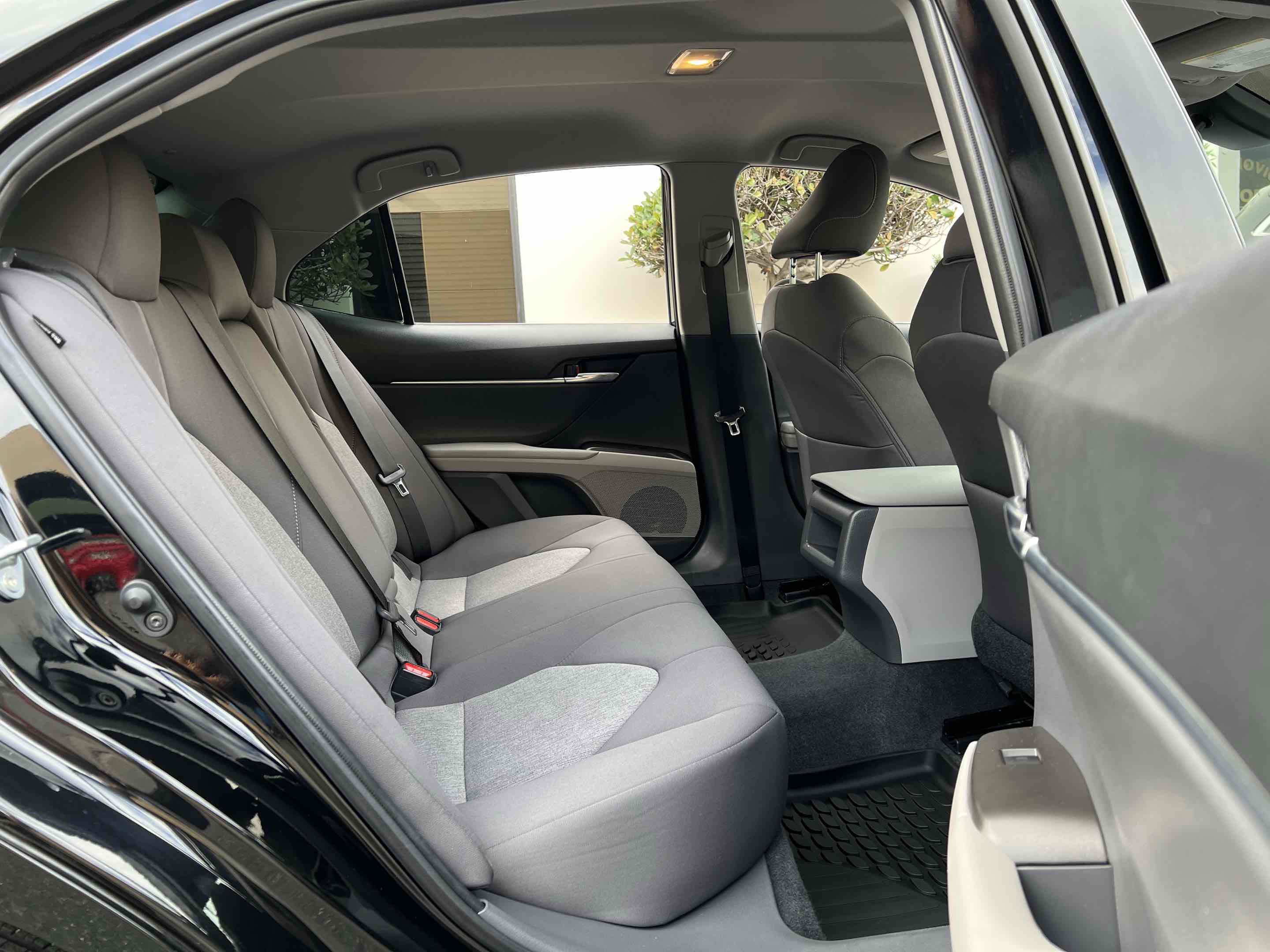 Used 2021 Toyota Camry LE image 47